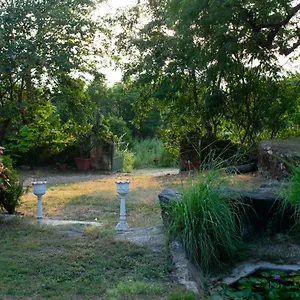 Homestay Titardi Garh- 18th Century Castle 