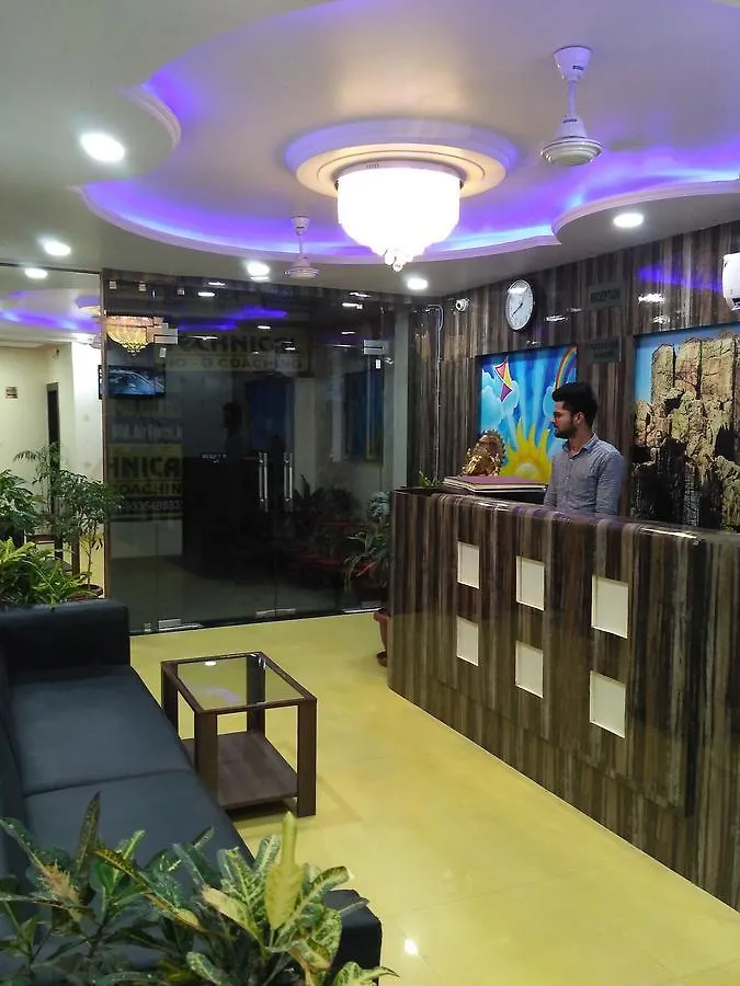 Hotel Utsav Residency Varanasi 3*,