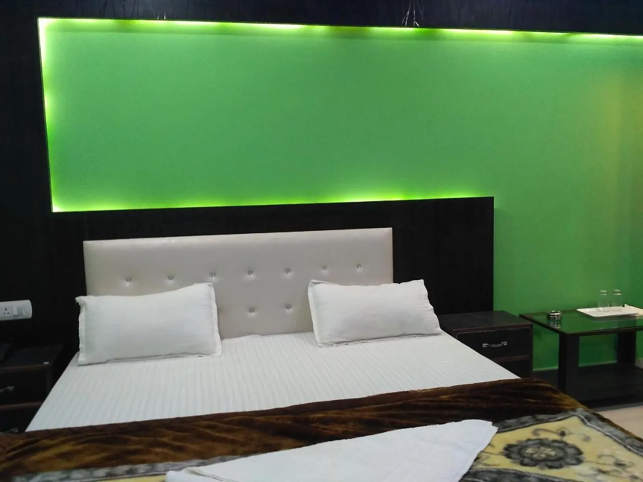 Hotel Utsav Residency Varanasi